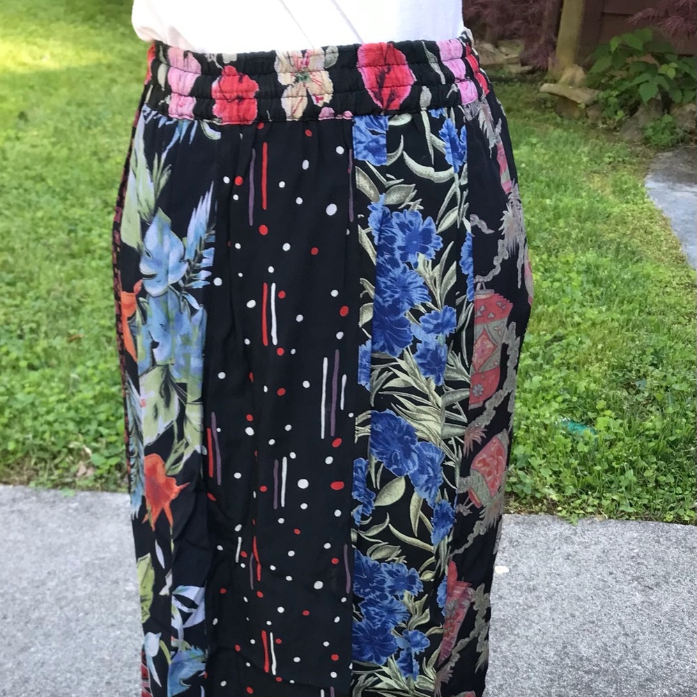 Sacred threads maxi kitts size M
